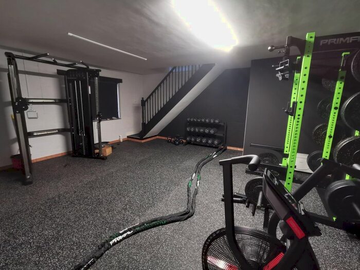 Retail Property To Rent In Standhill Road, Carlton, Nottingham, NG4