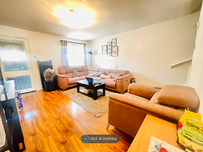 2 Bedroom Terraced House To Rent In Purdy Street, London, E3