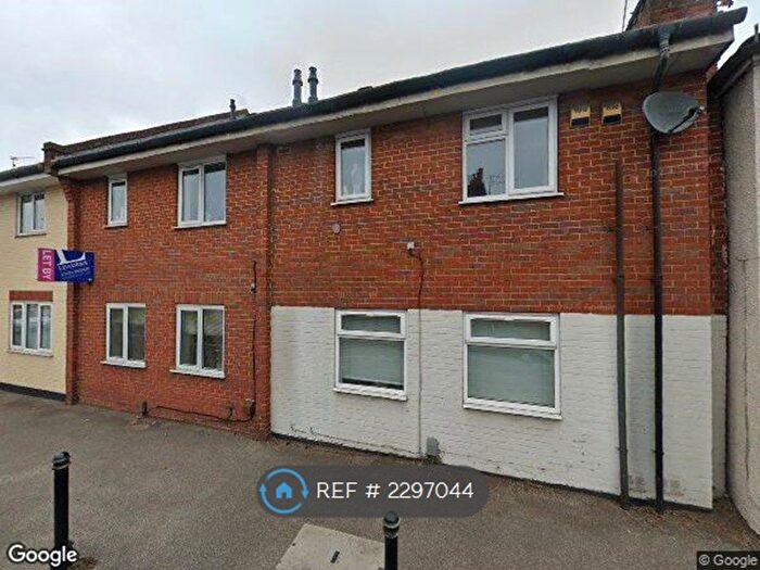 1 Bedroom Flat To Rent In Townsend Lane, Old Woking, Woking, GU22