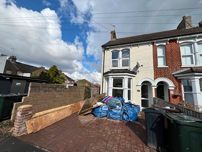 3 Bedroom Property To Rent In Mead Road, Willesborough, Ashford, TN24