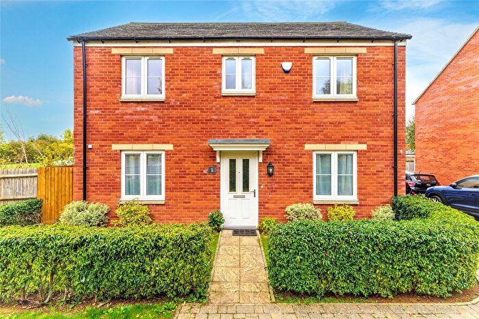 3 Bedroom Detached House For Sale In Faulkener Road, Bloxham, Banbury, Oxfordshire, OX15