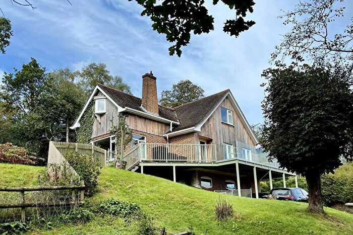 4 Bedroom Detached House To Rent In Highwood, Ringwood, BH24