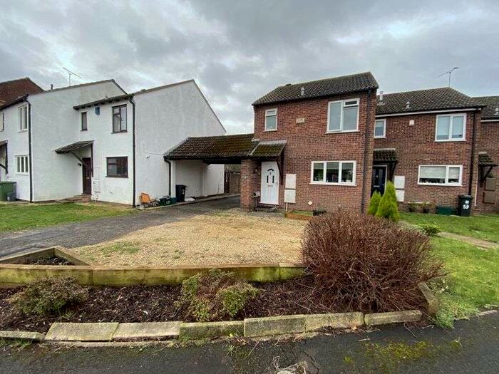 3 Bedroom Property To Rent In Sandringham Road, Stoke Gifford, BS34