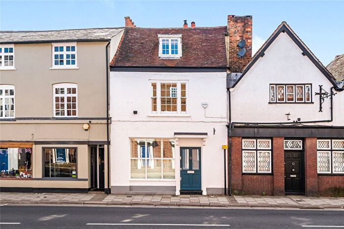 4 Bedroom Terraced House For Sale In Bell Street, Henley-On-Thames, Oxfordshire, RG9