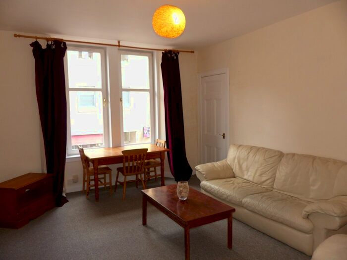 2 Bedroom Flat To Rent In Scott Street, Perth PH1