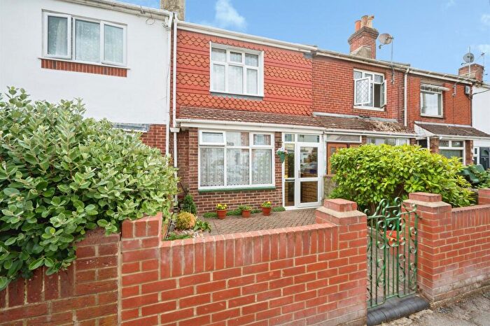 2 Bedroom Terraced House For Sale In Ludlow Road, Southampton, SO19