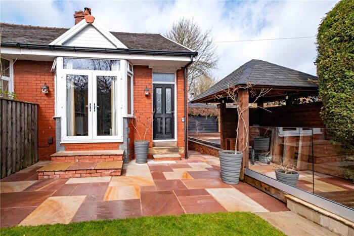 3 Bedroom Semi Detached House For Sale In Moseley Road, Burnley, Lancashire, BB11