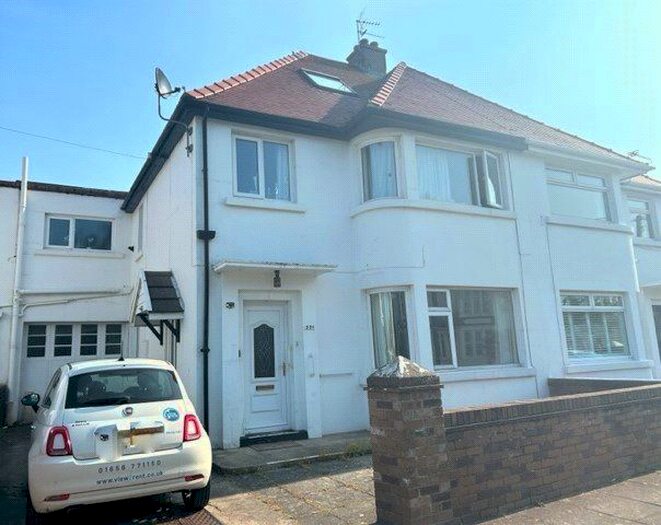 1 Bedroom Flat To Rent In New Road, Porthcawl, CF36