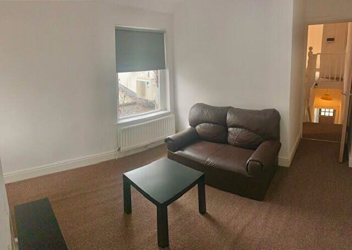 2 Bedroom Apartment To Rent In Woodville Road, Cardiff(City), CF24