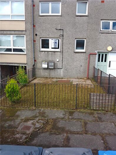 3 Bedroom Flat To Rent In Kimberley Street, Clydebank, Dunbartonshire, G81