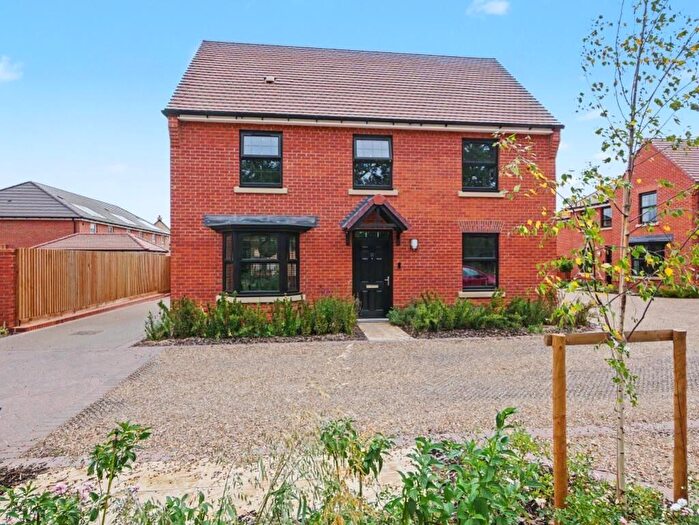 4 Bedroom Detached House For Sale In Meadowsweet Drive, Ipswich, Suffolk, IP1