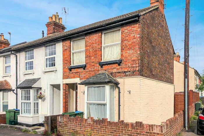 1 Bedroom Flat To Rent In West Street, Aylesbury, Buckinghamshire, HP19