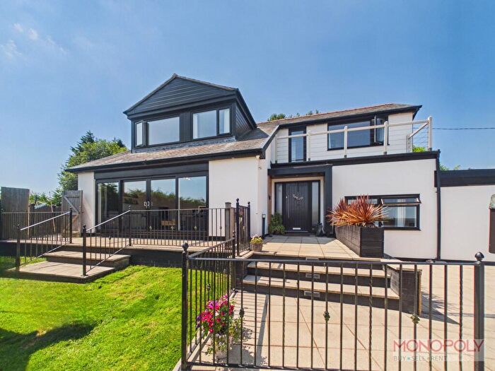4 Bedroom Detached House For Sale In Ffordd Uchaf, Gwynfryn, LL11