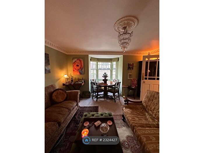 1 Bedroom Flat To Rent In Union Crescent, Margate, CT9