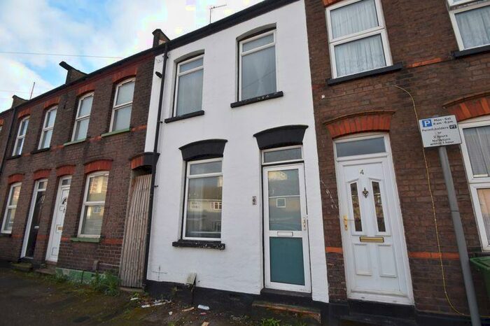 2 Bedroom Terraced House To Rent In Surrey Street, Luton, LU1