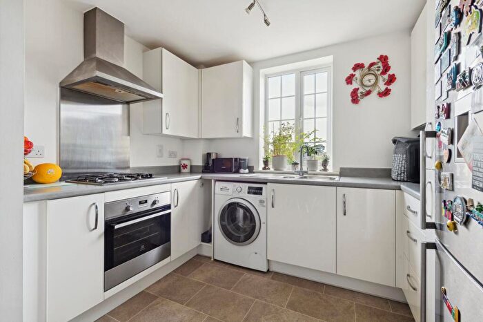 2 Bedroom Property For Sale In Drury Court, Grange Road, SL9