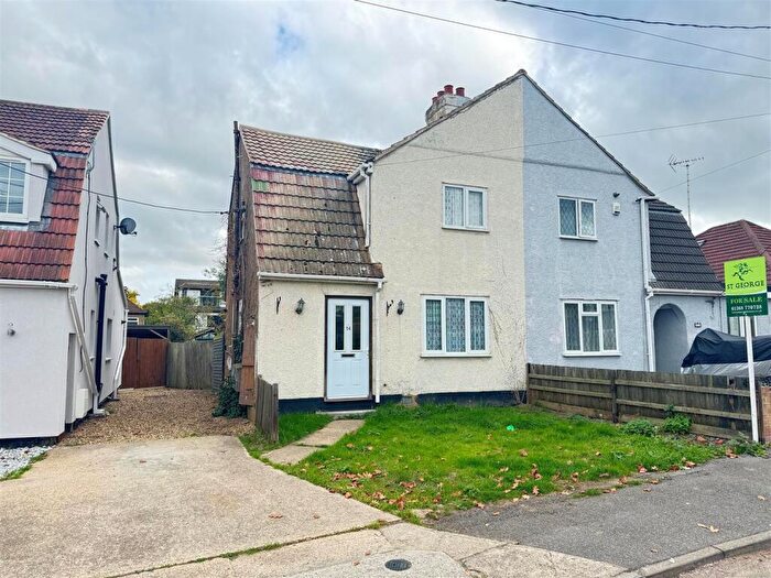 2 Bedroom Semi-Detached House For Sale In Carlton Drive, Thundersley, SS7