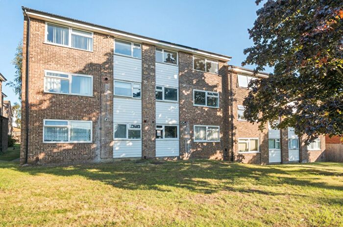 2 Bedroom Flat For Sale In Selhurst Road, London, SE25