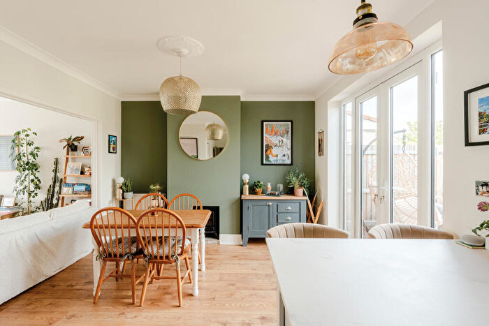 3 Bedroom Terraced House For Sale In Ilchester Crescent, Bedminster Down, Bristol, BS3