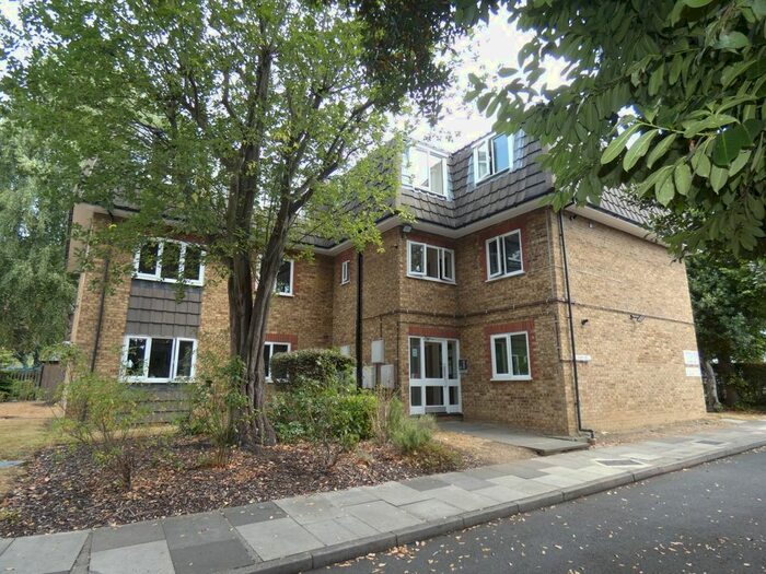 1 Bedroom Flat To Rent In Green Lane, London, W7