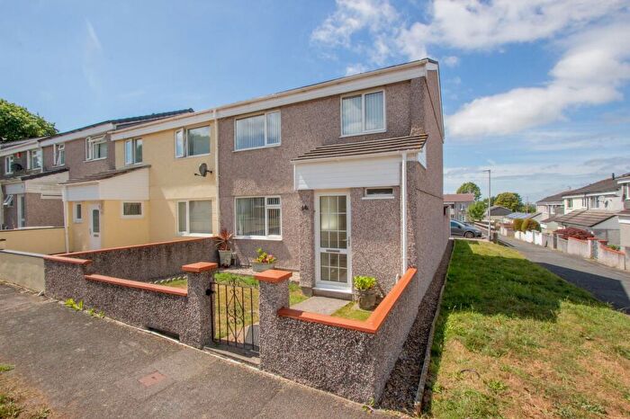 3 Bedroom End Of Terrace House To Rent In Antony Gardens, Plymouth, PL2