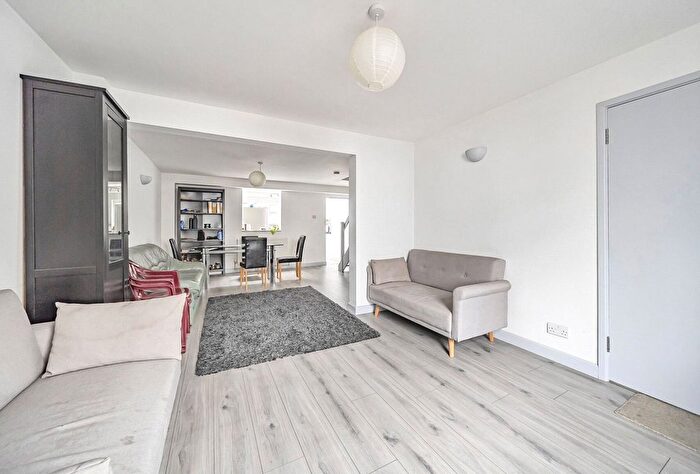 3 Bedroom Terraced House To Rent In Brunswick Street, Cheltenham, Gloucestershire, GL50