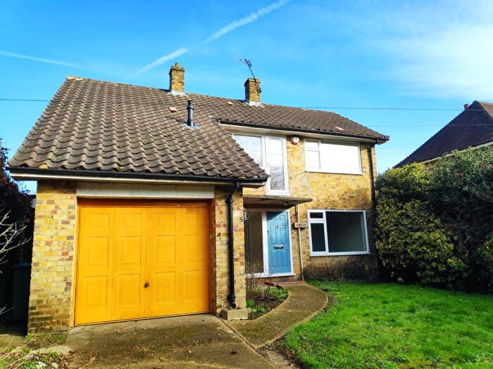 3 Bedroom Detached House To Rent In Devon Road, Merstham, RH1