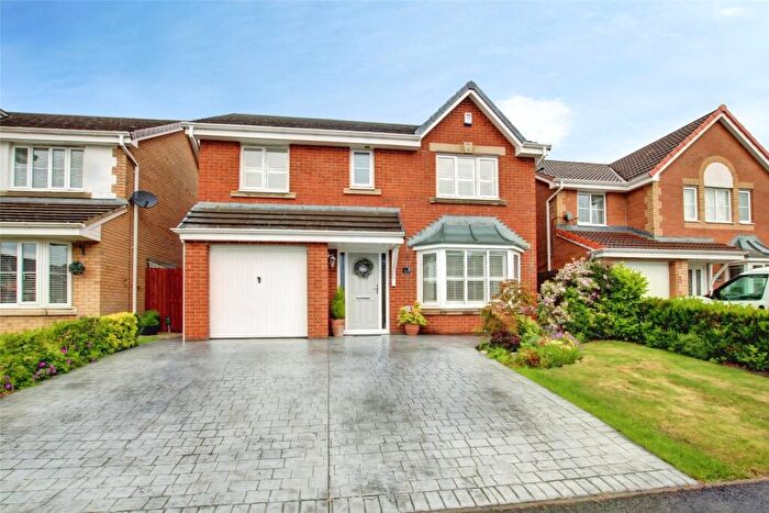 4 Bedroom Detached House For Sale In Holwick Close, Consett, County Durham, DH8