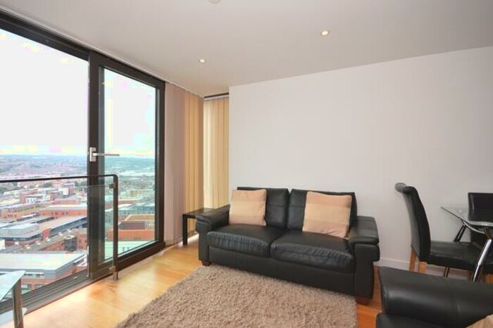 2 Bedroom Apartment To Rent In Th Floor In City Lofts, St. Pauls Square, S1