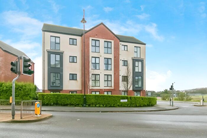 2 Bedroom Flat For Sale In Ffordd Y Mileniwm, Barry, CF62