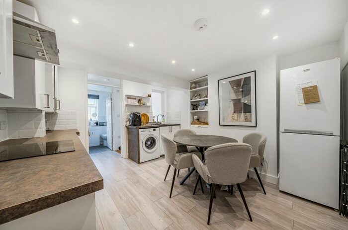 2 Bedroom Terraced House To Rent In Little Queen Street, Dartford, DA1