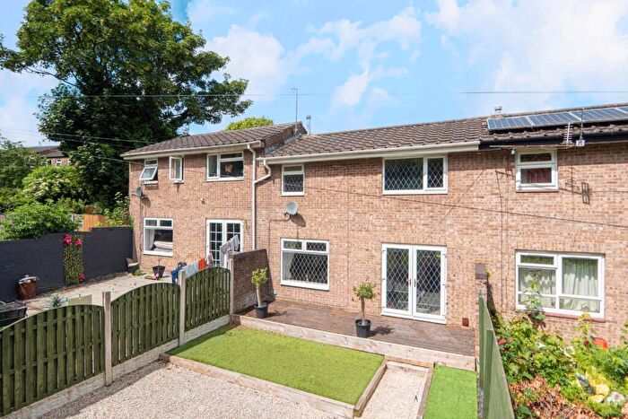 2 Bedroom Terraced House To Rent In Bellmount Green, Leeds, LS13