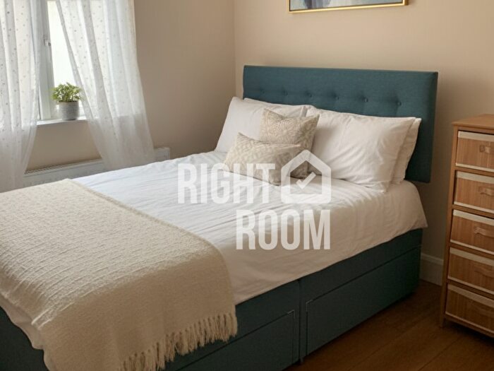 3 Bedroom Detached House To Rent In Three Bedroom Bungalow, Burgess Road, SO16