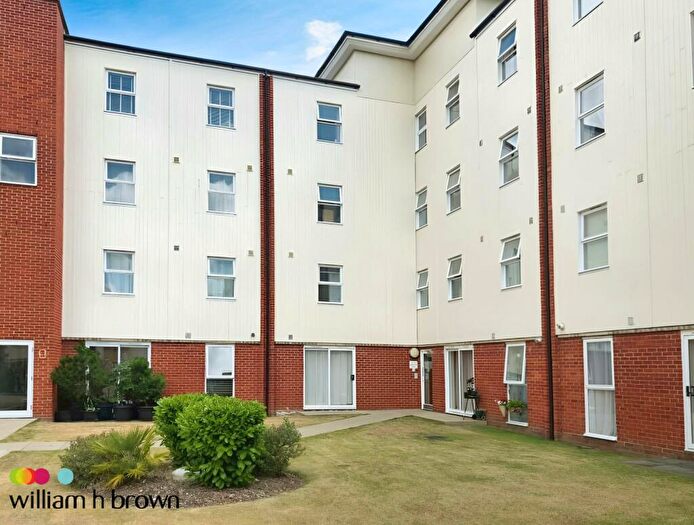 2 Bedroom Flat To Rent In Reavell Place, Ipswich, Suffolk, IP2