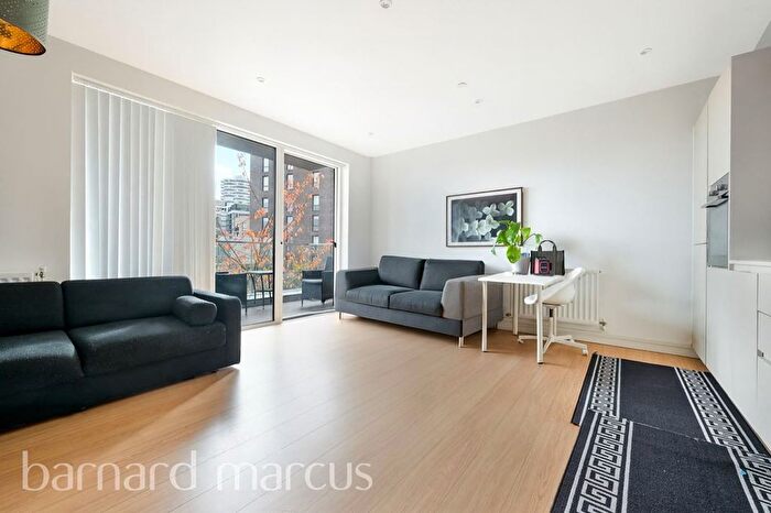 1 Bedroom Flat For Sale In Cherry Orchard Road, Croydon, CR0