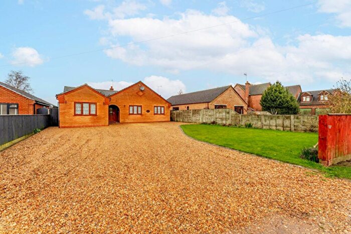 4 Bedroom Detached Bungalow For Sale In Back Road, Friday Bridge, PE14