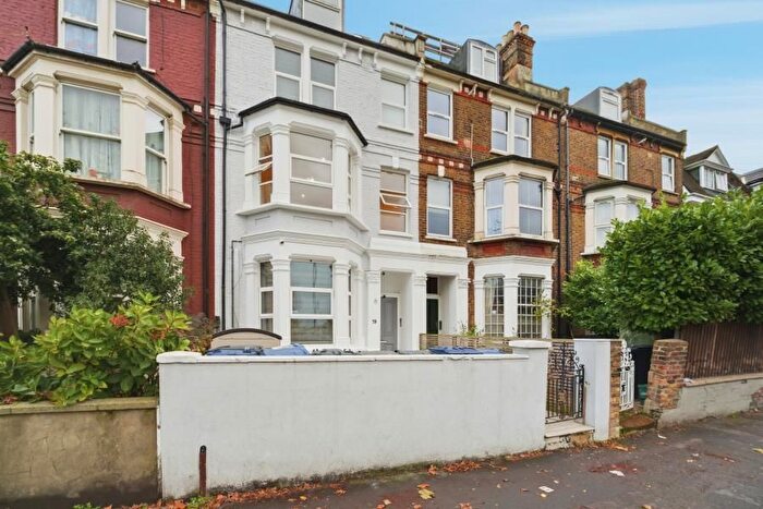 1 Bedroom Flat For Sale In The Vale, W3