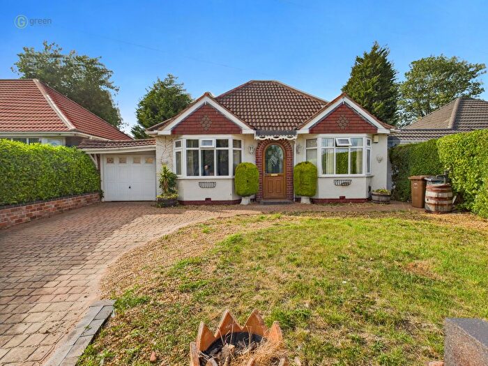 2 Bedroom Detached Bungalow For Sale In Cooks Lane, Kingshurst, Birmingham, B37