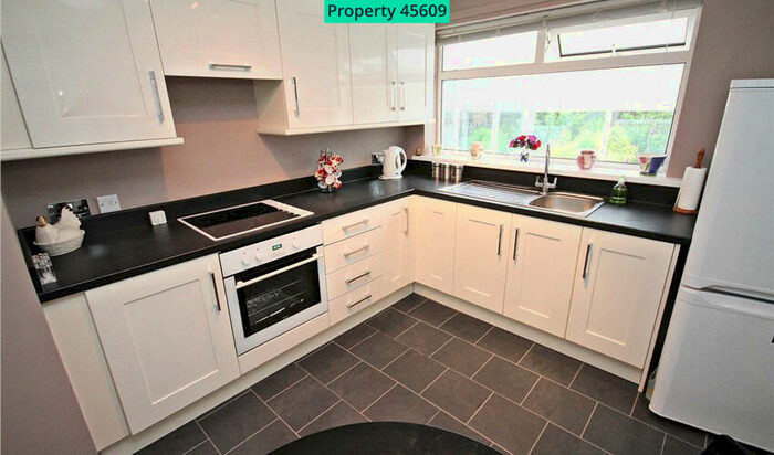 2 Bedroom Semi-Detached Bungalow To Rent In York Crescent, Durham, DH1