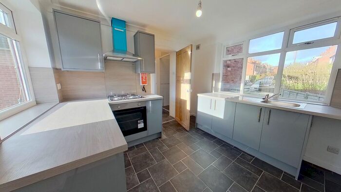 2 Bedroom Semi-Detached House To Rent In Bentley Grove, Meanwood, Leeds, LS6