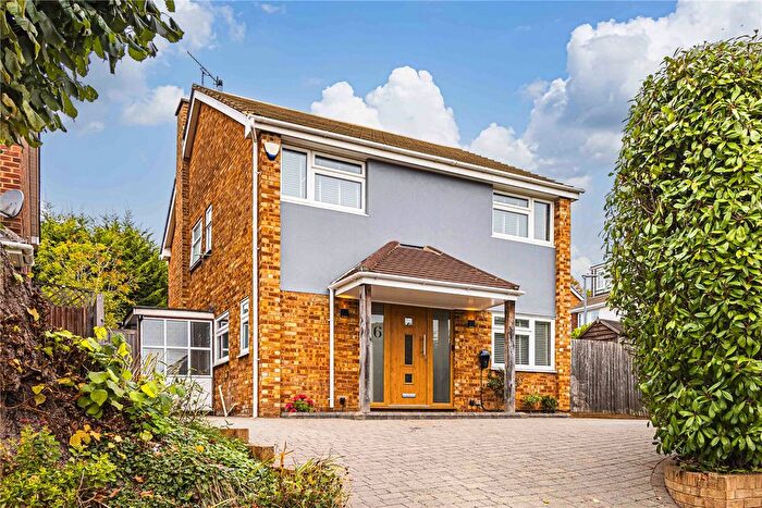 4 Bedroom Detached House For Sale In Park Road, Boxmoor, Hemel Hempstead, Hertfordshire, HP1