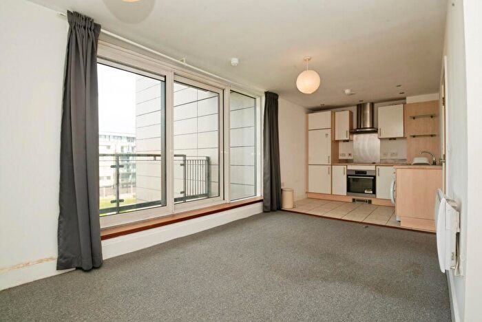 1 Bedroom Flat For Sale In Caldey Island House, Ferry Court, Cardiff, CF11