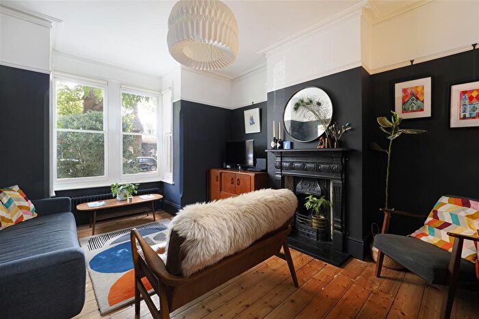 4 Bedroom Terraced House For Sale In The Mall, Faversham, ME13