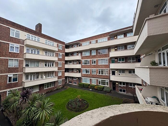 1 Bedroom Flat To Rent In Wellesley Court, Maida Vale, W9