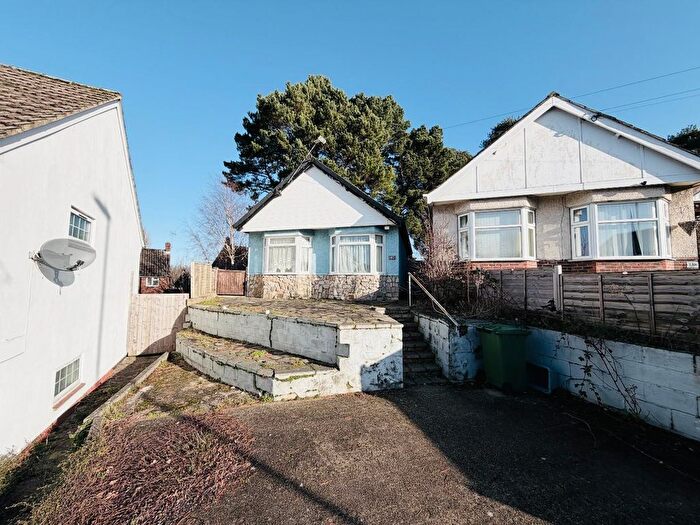 2 Bedroom Detached Bungalow To Rent In Woodmill Lane, Southampton, SO18