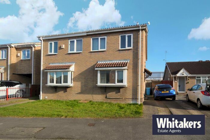 2 Bedroom Semi-Detached House To Rent In Bannister Drive, Hull, HU9
