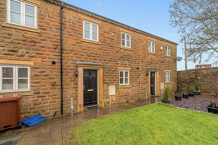 3 Bedroom Terraced House To Rent In Eckroyd Close, Nelson, Lancashire, BB9