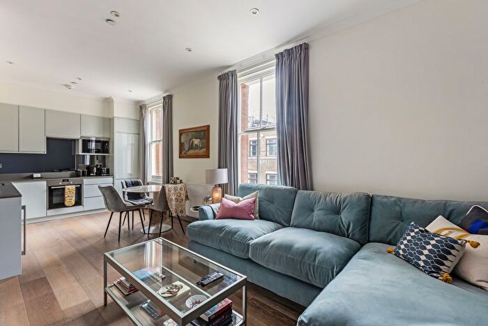 2 Bedroom Flat To Rent In Halsey House, Red Lion Square, WC1R