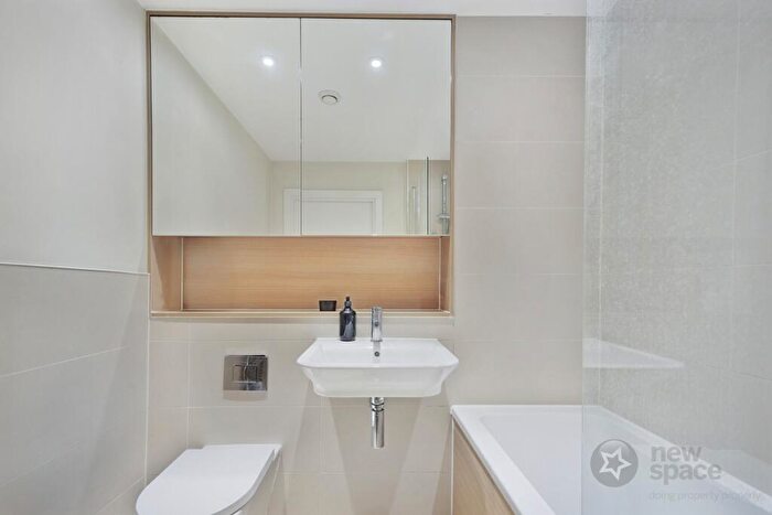 1 Bedroom Flat To Rent In Hoxton Wharf, Wiltshire Row, Hoxton, N1