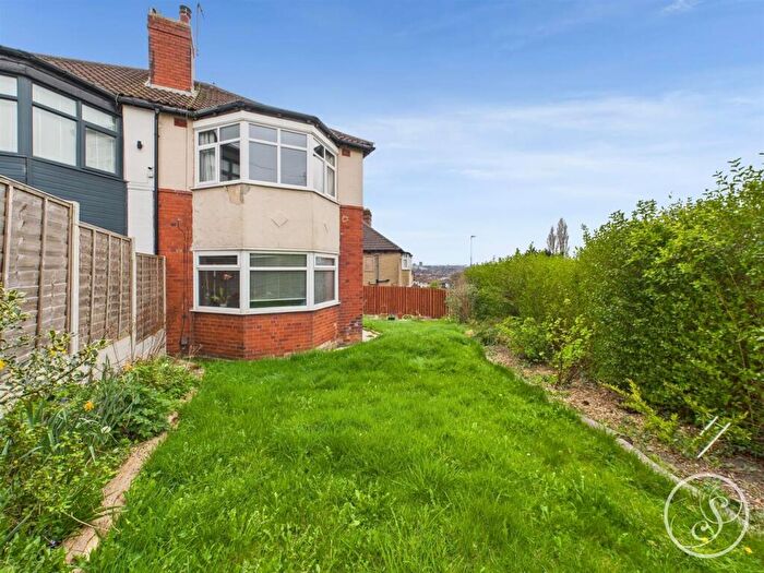 3 Bedroom Semi-Detached House To Rent In Upland Road, Leeds, LS8